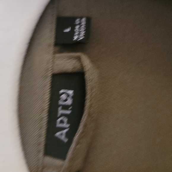 Zippered lightweight Jacket - Picture 2 of 2